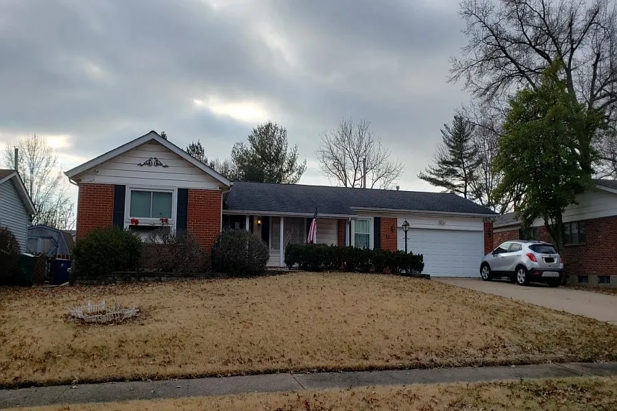11 Edinburg Ct photo 1