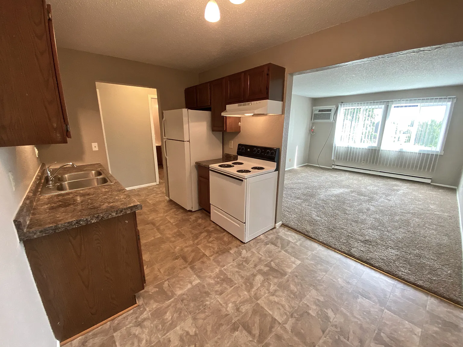 315 Fern St — Photo 2