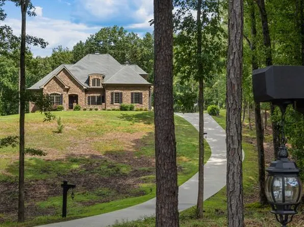 5592 Formosa Way, Douglasville, GA 30135