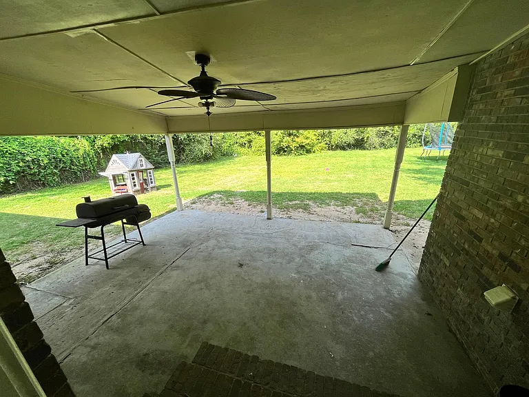 532 Georgia Dr — Photo 12