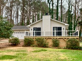 807 Castalia Dr, Cary, NC 27513