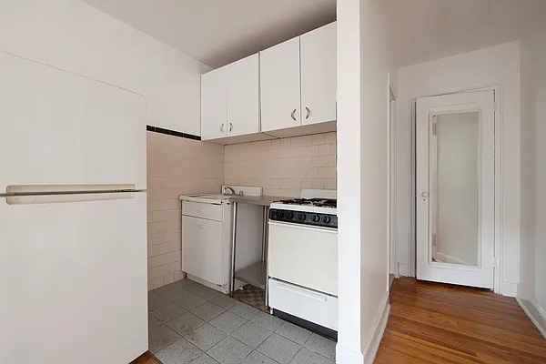 Rented by R New York | media 6