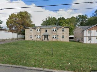 694 Robinson Rd APT 1, Campbell, OH 44405
