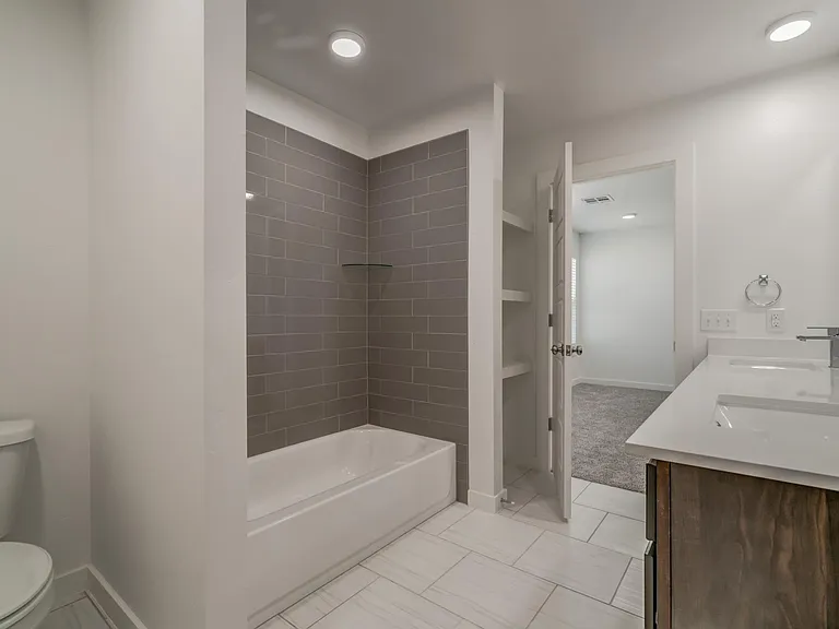 13522 Vinita Dr — Photo 18