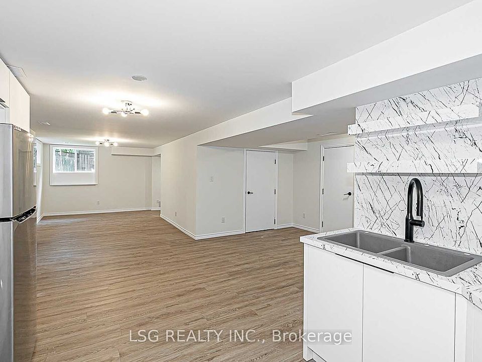 1st image of 25 Briardale Pl