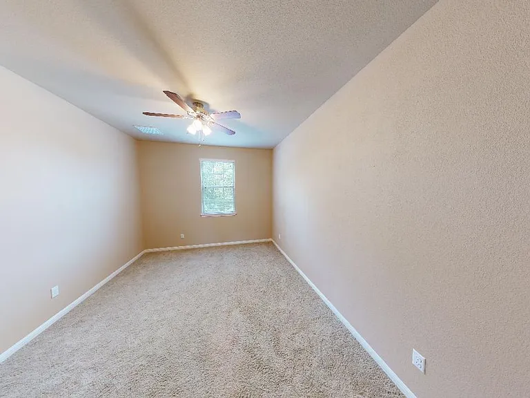 5705 Lipan Apache Bnd — Photo 47