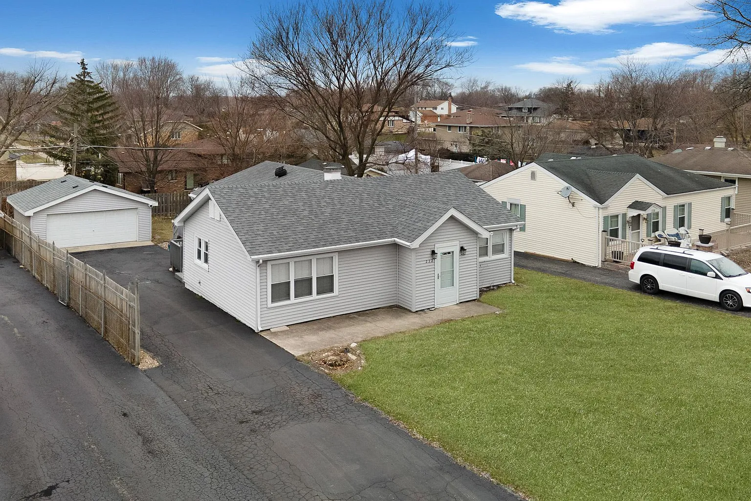 232 Highland Rd photo 1