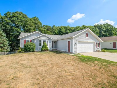 73 Teasel St NE, Comstock Park, MI, 49321
