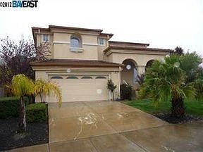 2nd image of 1009 Canyon Creek Dr