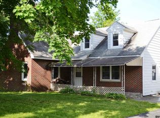 2765 Balltown Rd, Niskayuna, NY 12309