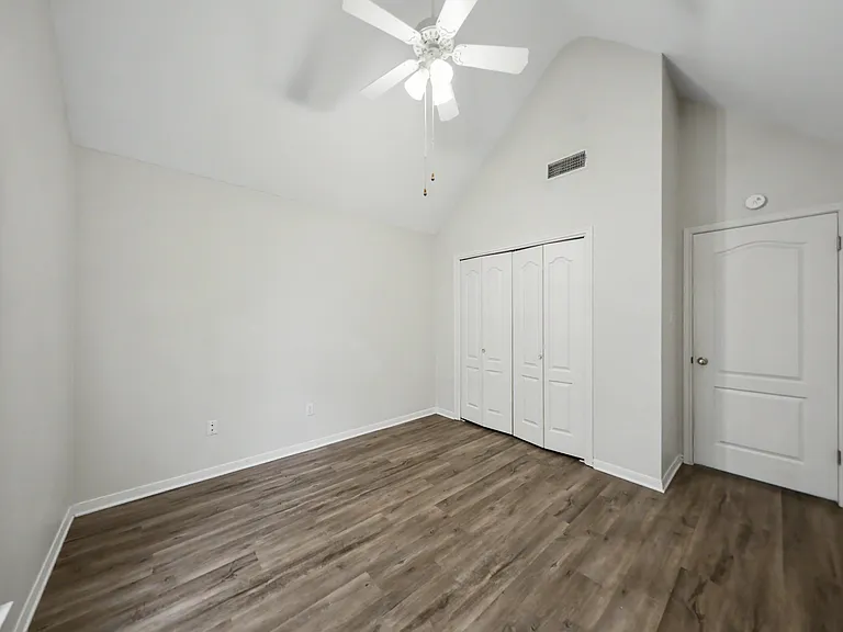 2412 Wilshire Dr — Photo 15