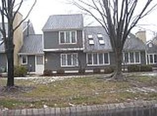 107 Village Dr, Basking Ridge, NJ 07920