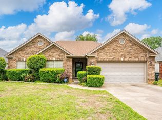 15 Wedgewood Creek Dr, Little Rock, AR 72210
