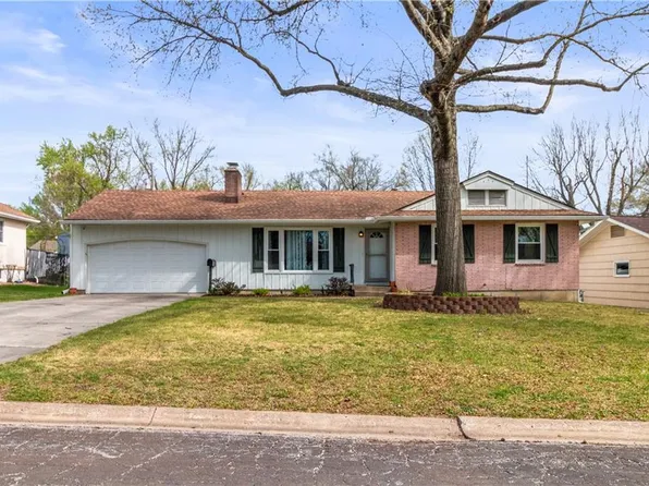 9804 E 79th Ter, Raytown, MO 64138