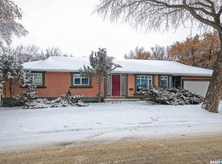 1809 3rd St, Estevan, SK S4A0T1