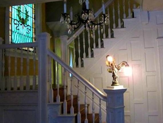 Dramatic Entry!