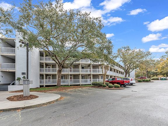 3rd image of 10600 N Kings Hwy #2169