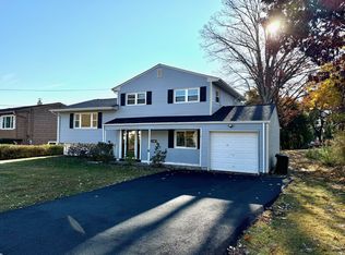 10 Judy Rd, Succasunna, NJ 07876