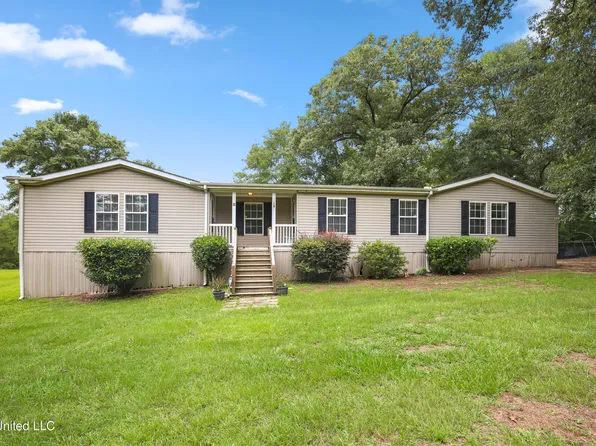 9193 Magnolia Holmesville Rd, McComb, MS 39648