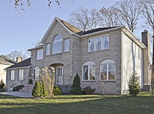 40 Continental Rd, Morris Plains, NJ 07950