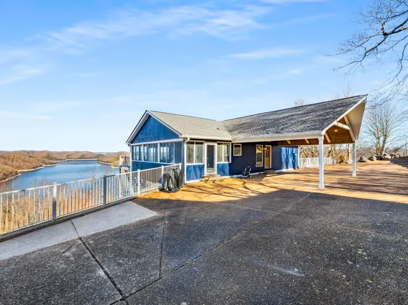 220 Gail Dr, Smithville, TN 37166