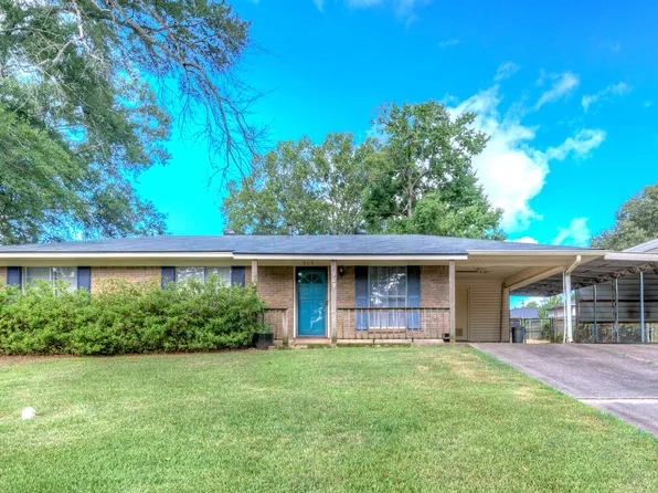 909 Nella St, Minden, LA 71055