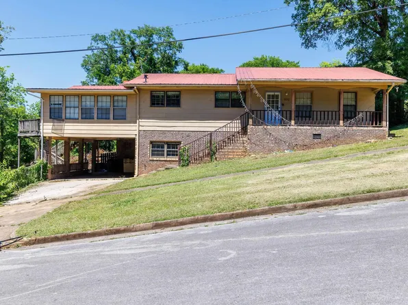 631 17th St S, Bessemer, AL 35020