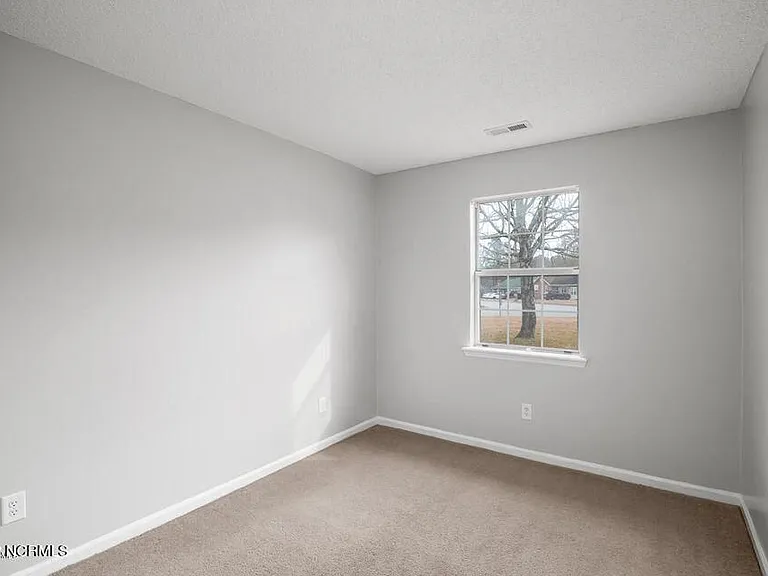 424 Singletree Dr — Photo 23