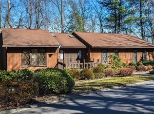 19 Brook Forest Dr, Arden, NC 28704