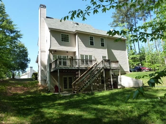 Deck up / Porch Downstair