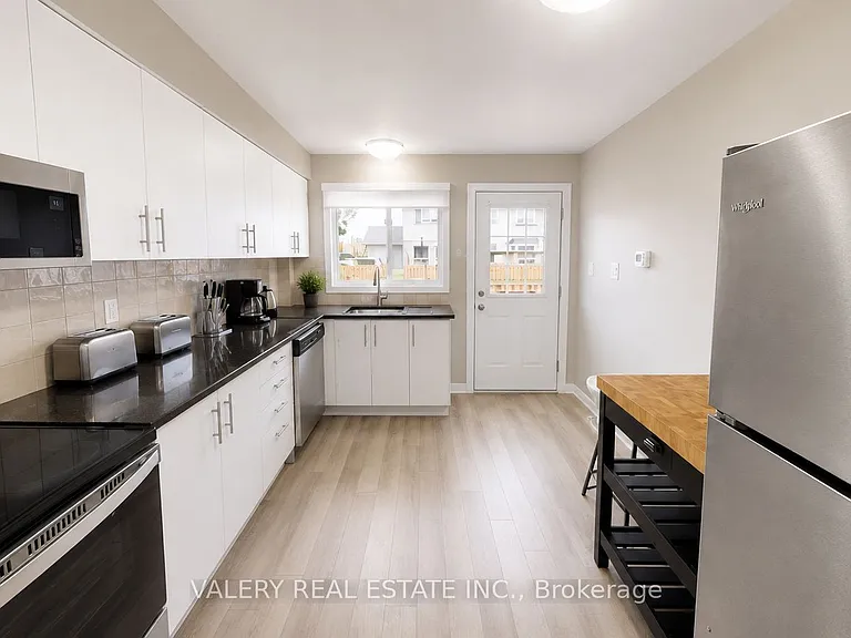 9 Majestic Dr #17 — Photo 2
