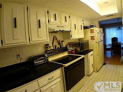 4th image of 3119 Duck Creek Pkwy