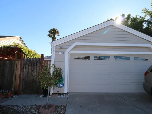 3225 Islewood Ct, Antioch, CA 94531