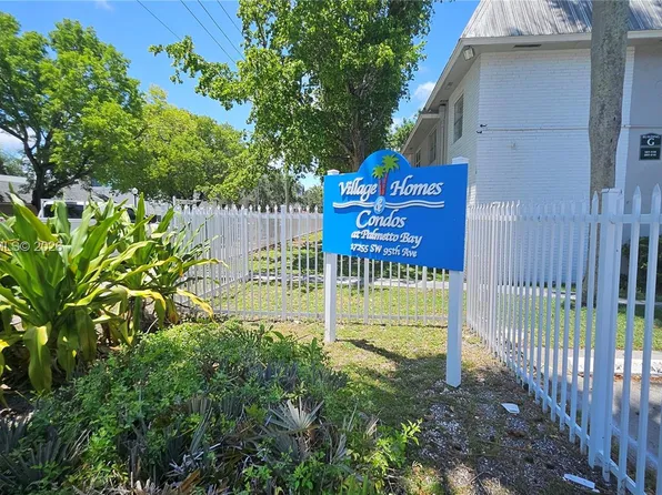 17255 SW 95th Ave, Palmetto Bay, FL