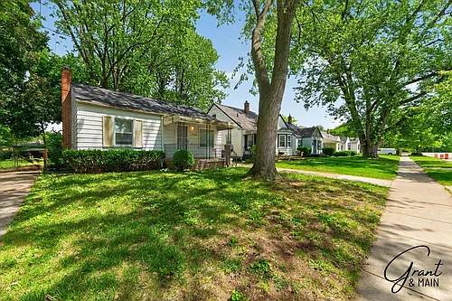 7466 W Pkwy Photo 1 7466 W Pkwy Photo 1