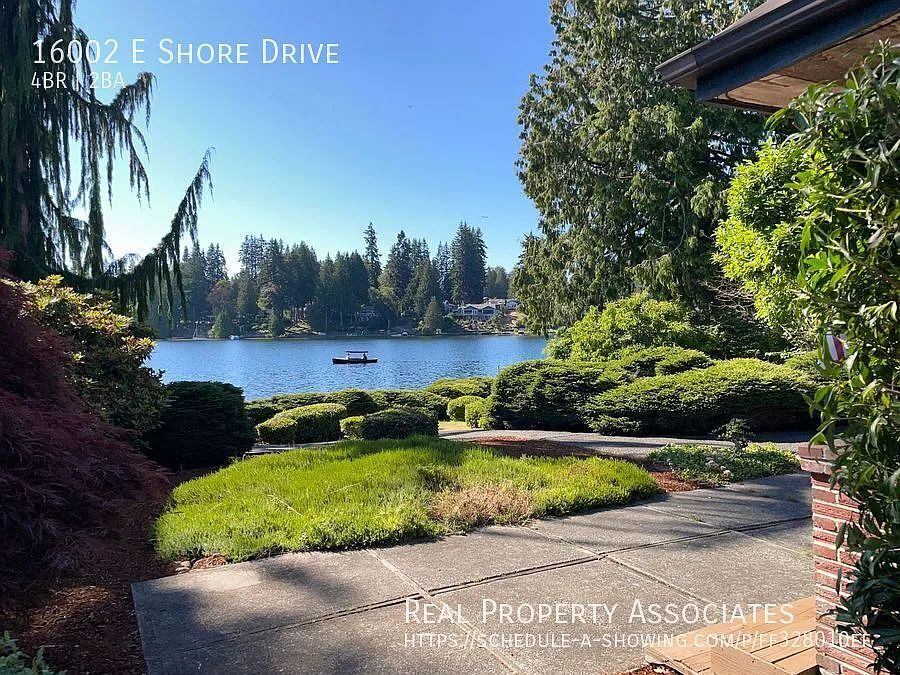Martha Lake Waterfront Home with MIL Cottage and Private Dock — Photo 2