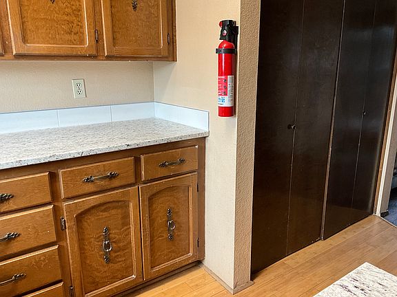 Kitchen and laundry area