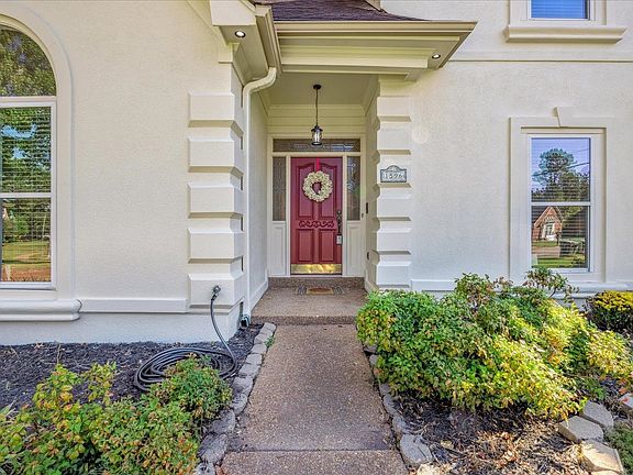 4th image of 1596 Wood Farms Dr