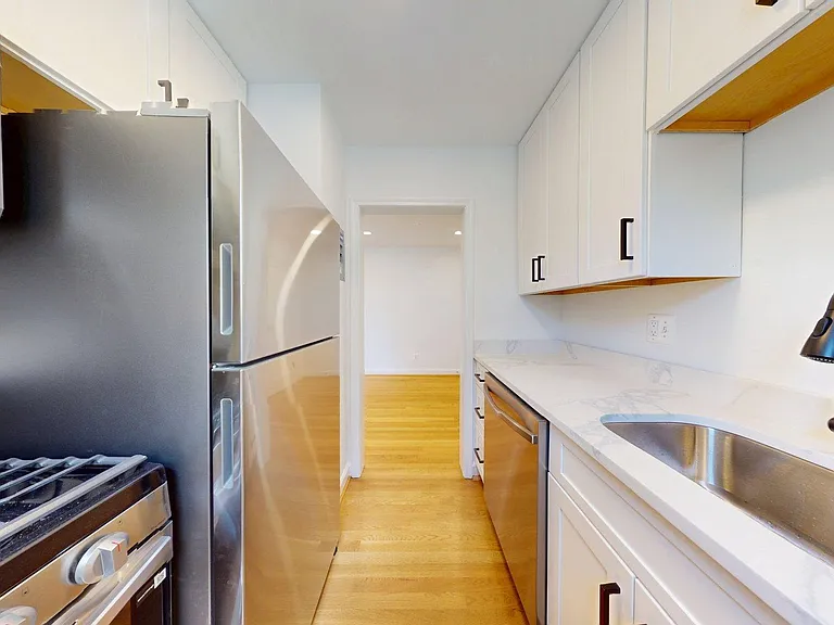 1210 N Kenilworth St #8 — Photo 8