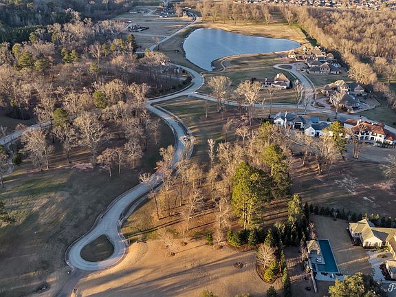 3rd image of 415 Mission Ridge Ct
