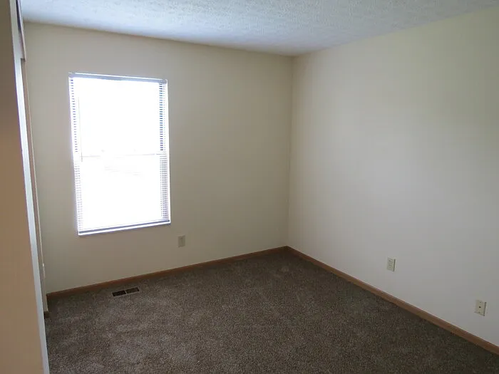 1271 Caravel Dr — Photo 11
