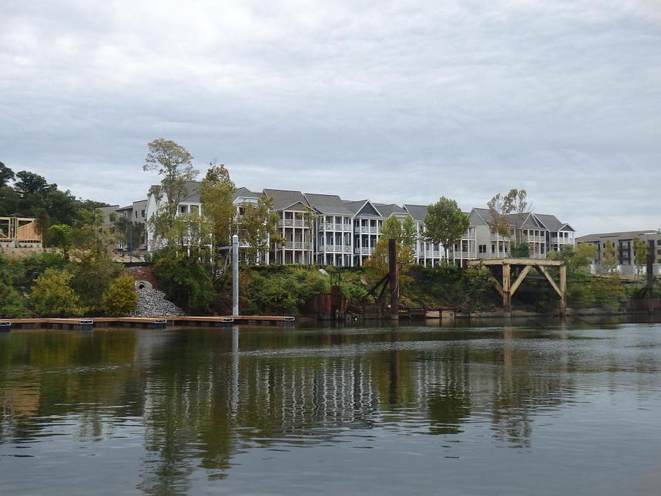 1st image of 909 Spinnaker Way #32
