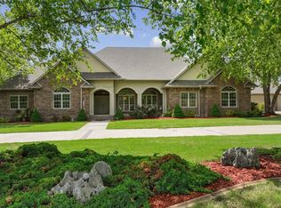 220 Lee Ann Way, Prairie Grove, AR 72753