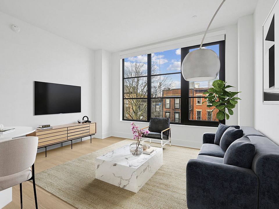 1st image of 499 President St #311