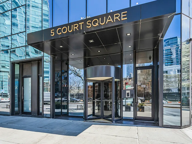 45-07 Court Sq #11A — Photo 15