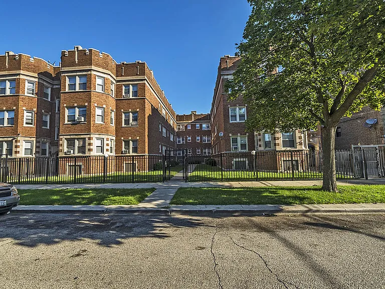 7109-15 S Ridgeland Ave #1736-44 — Photo 11