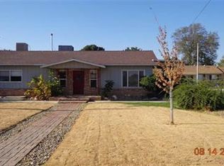 865 W Firebaugh Ave, Exeter, CA 93221