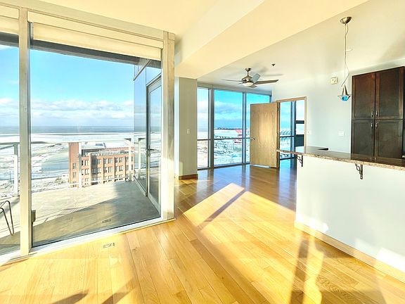 4th image of 701 West Lakeside Avenue #Unit 1110