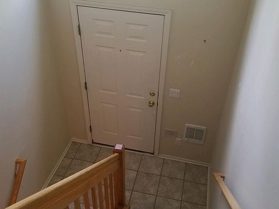 3rd image of 1181 Freesia Ct