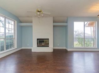 612 Kristi Ln, Cedar Hill, TX 75104